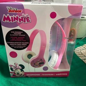 Baby size 4 Cros $15